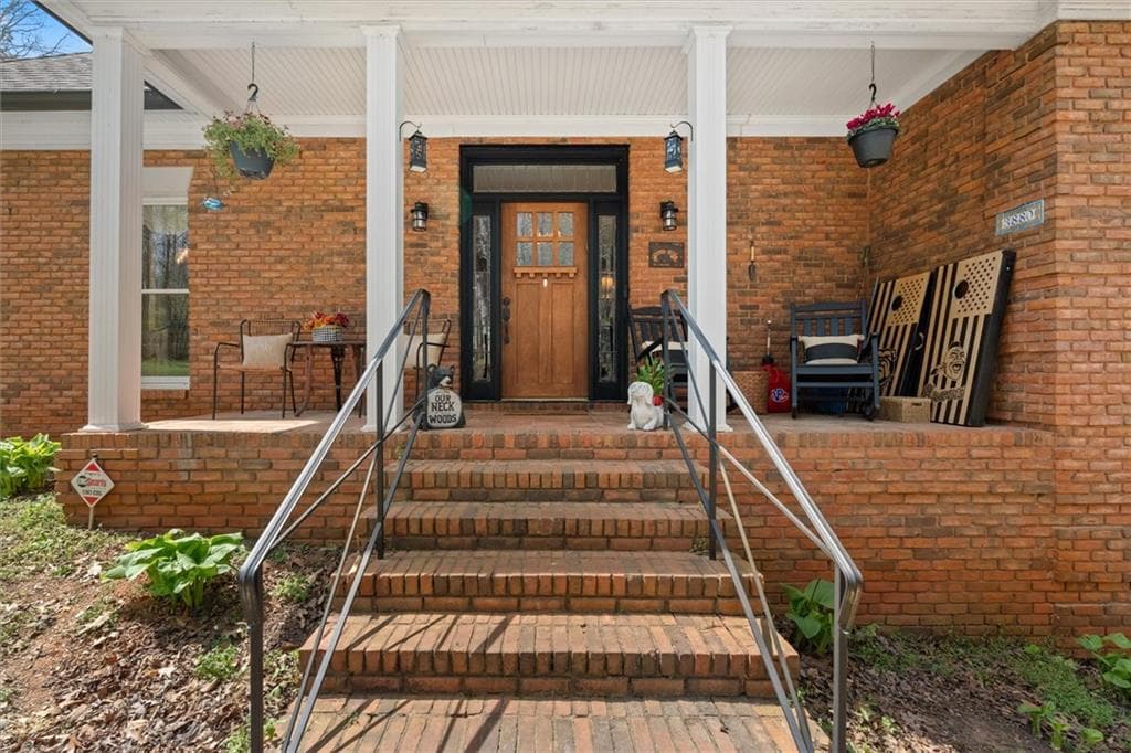 3 bedroom, 4 bathroom, 3,905 sq ft single family residence for sale at 3880 Fern Springs Lane, Douglasville, GA 30135 — photo 4