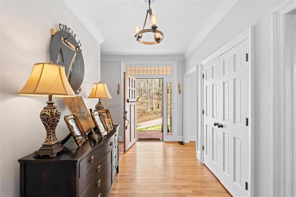 3 bedroom, 4 bathroom, 3,905 sq ft single family residence for sale at 3880 Fern Springs Lane, Douglasville, GA 30135 — photo 5