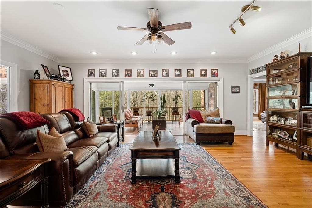 3 bedroom, 4 bathroom, 3,905 sq ft single family residence for sale at 3880 Fern Springs Lane, Douglasville, GA 30135 — photo 8