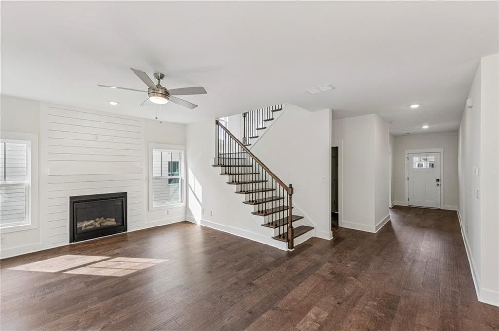 5 bedroom, 4 bathroom, 2,688 sq ft single family residence under contract at 2637 Mills Bend, Decatur, GA 30034 — photo 4