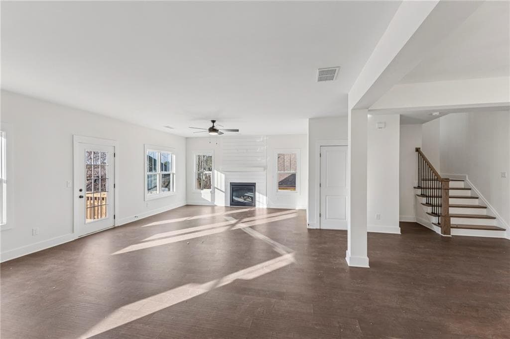 4 bedroom, 4 bathroom, 2,612 sq ft single family residence for sale at 2429 Whites Ridge, Decatur, GA 30034 — photo 3