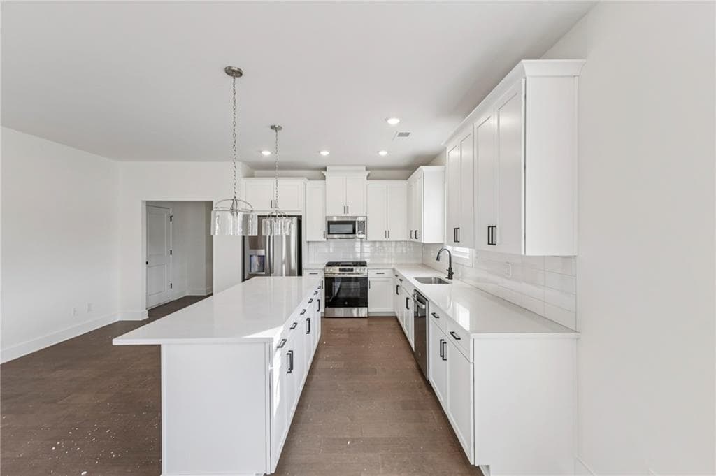 4 bedroom, 4 bathroom, 2,612 sq ft single family residence for sale at 2429 Whites Ridge, Decatur, GA 30034 — photo 6