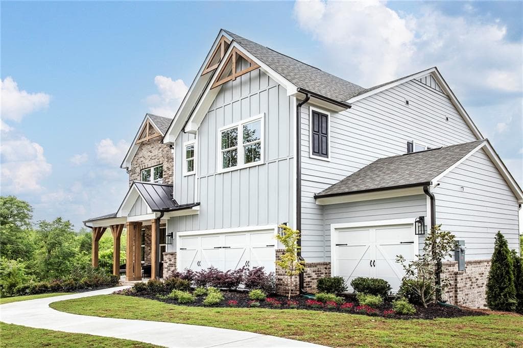 5 bedroom, 5 bathroom, 3,975 sq ft single family residence for sale at 4765 Montane Street, Cumming, GA 30028 — photo 3