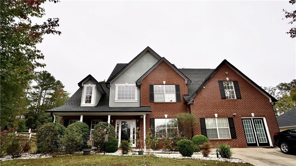 4 bedroom, 4 bathroom, 3,376 sq ft single family residence under contract at 5004 Owen Mill Trail, Stone Mountain, GA 30083 — photo 2