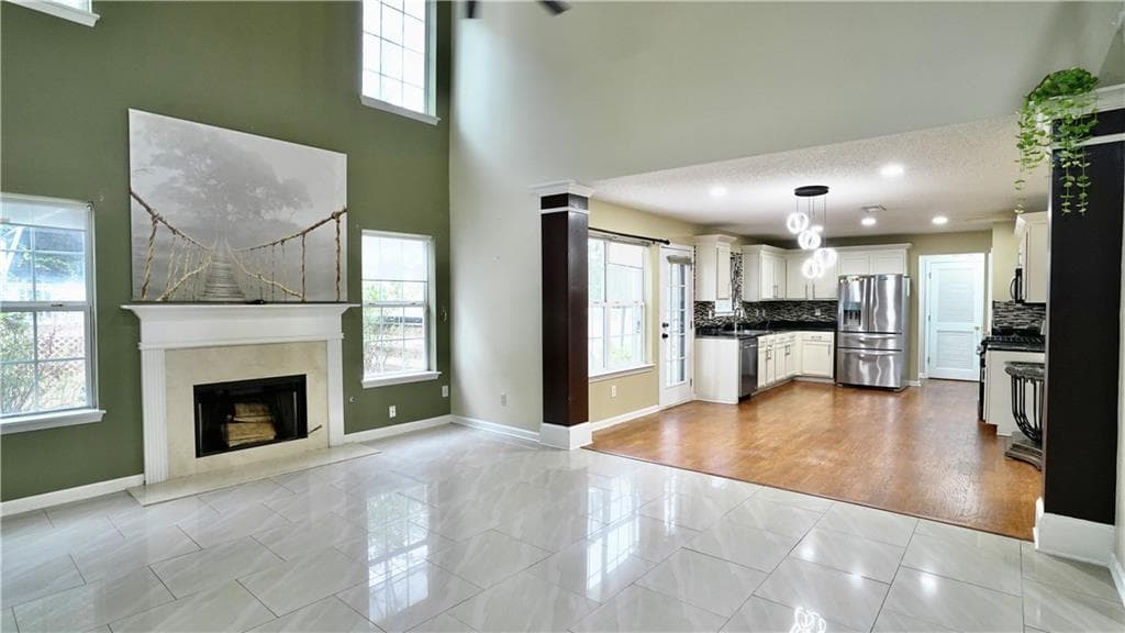 4 bedroom, 4 bathroom, 3,376 sq ft single family residence under contract at 5004 Owen Mill Trail, Stone Mountain, GA 30083 — photo 9