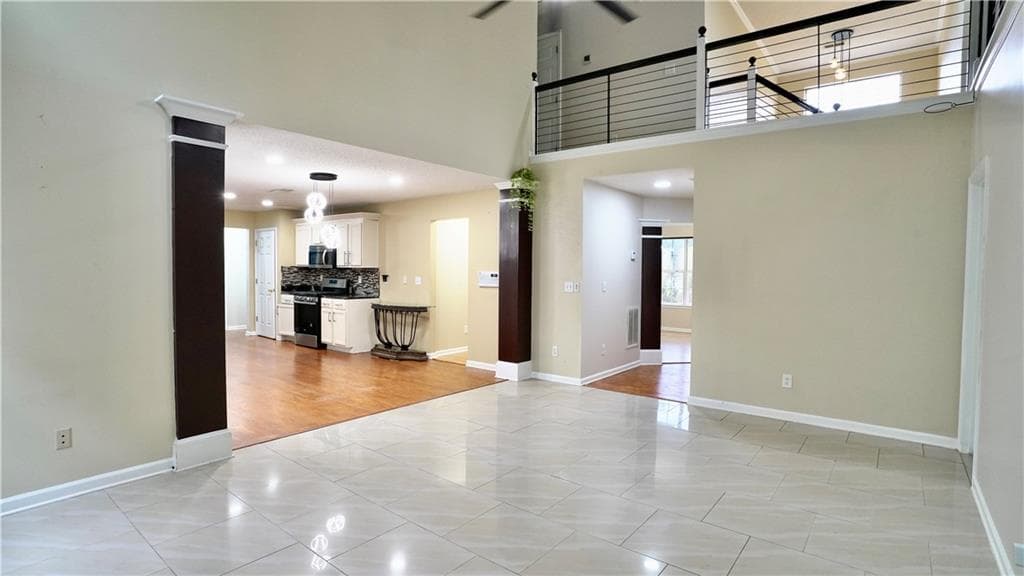 4 bedroom, 4 bathroom, 3,376 sq ft single family residence under contract at 5004 Owen Mill Trail, Stone Mountain, GA 30083 — photo 10