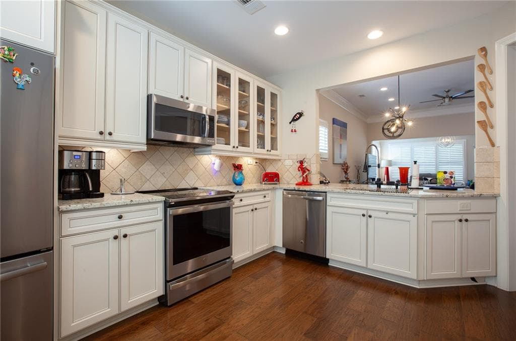 3 bedroom, 3 bathroom, 2,014 sq ft single family residence for sale at 3541 Cresswind Parkway, Gainesville, GA 30504 — photo 7