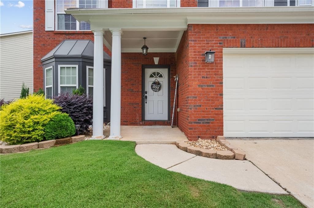 4 bedroom, 3 bathroom, 2,458 sq ft single family residence for sale at 1657 BRADMERE Lane, Lithia Springs, GA 30122 — photo 2