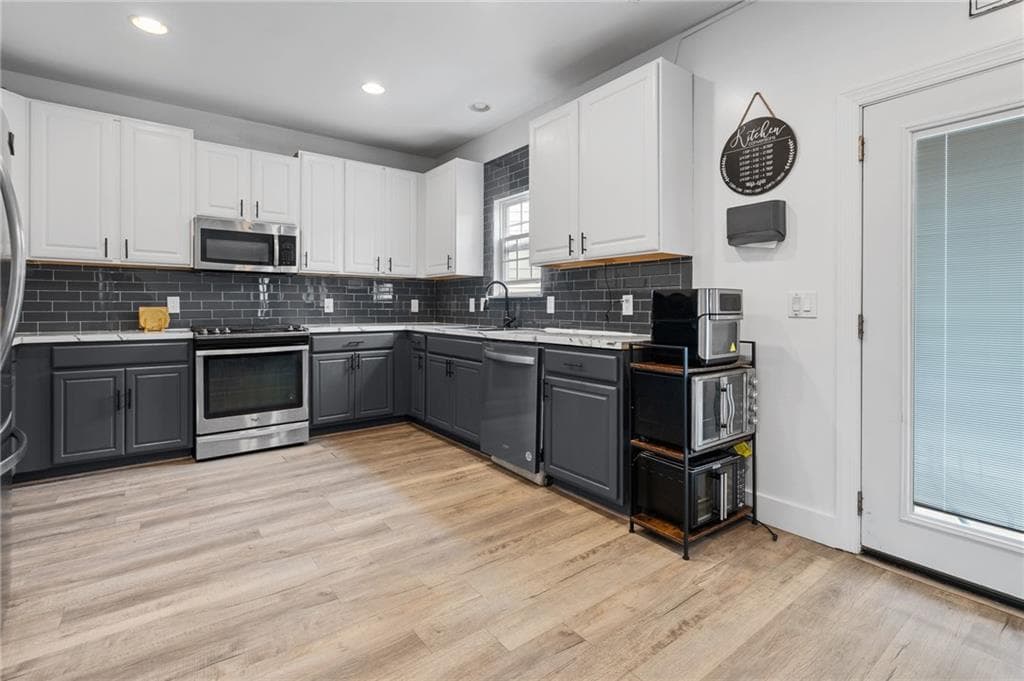 4 bedroom, 3 bathroom, 2,458 sq ft single family residence for sale at 1657 BRADMERE Lane, Lithia Springs, GA 30122 — photo 8