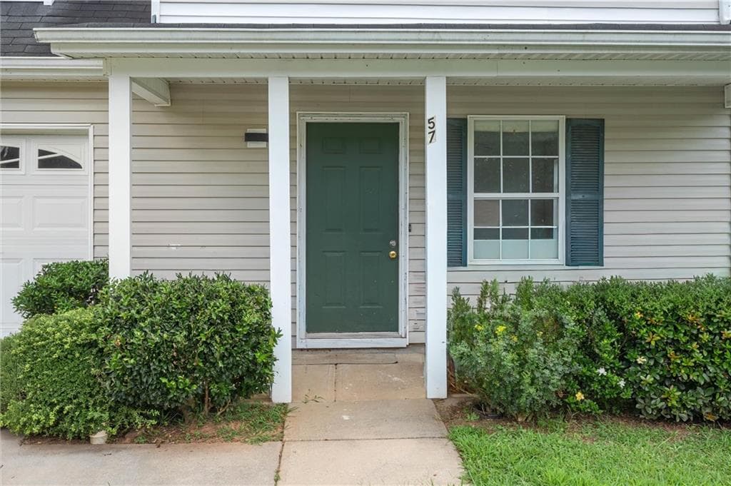 3 bedroom, 3 bathroom, 1,452 sq ft single family residence for rent at 57 Inverness Trace, Riverdale, GA 30274 for $1,775 a month — photo 3