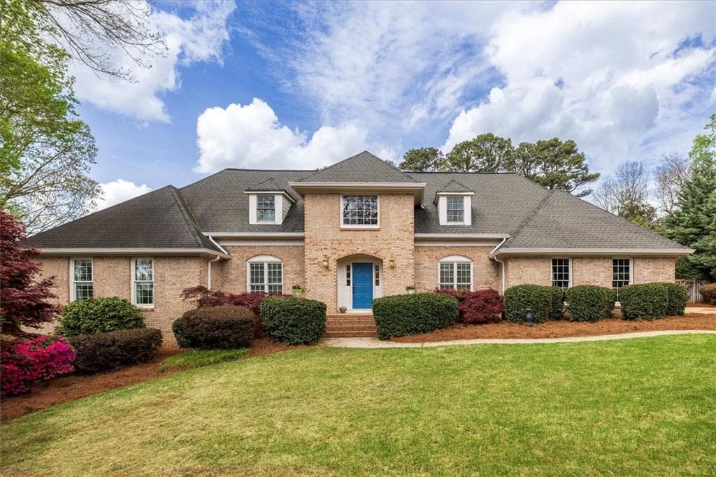 5 bedroom, 5 bathroom, 5,886 sq ft single family residence sold at 1854 Kanawha Drive, Smoke Rise, GA 30087
