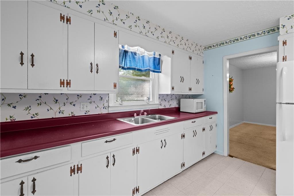 4 bedroom, 3 bathroom, 2,102 sq ft single family residence for sale at 768 Burwell Road, Carrollton, GA 30117 — photo 10