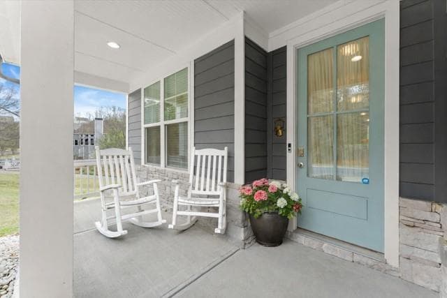 4 bedroom, 4 bathroom, 4,045 sq ft single family residence for sale at 15 Lakeside Way, Cartersville, GA 30121 — photo 3