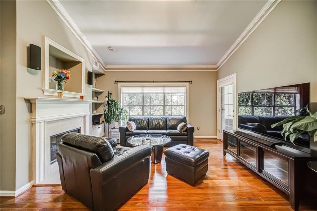 2 bedroom, 3 bathroom, 1,613 sq ft condominium for rent at 3275 Lenox Road, Atlanta, GA 30324 for $3,150 a month — photo 9