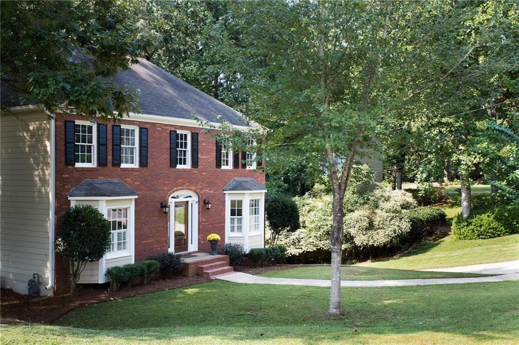 5 bedroom, 4 bathroom, 2,570 sq ft single family residence sold at 2418 Stockton Drive, Marietta, GA 30066