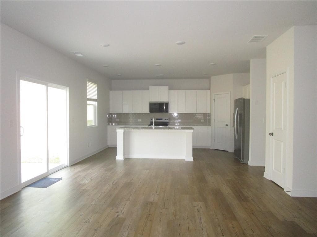 4 bedroom, 3 bathroom single family residence for rent at 5234 Mulberry Creek Way, Gainesville, GA 30542 for $2,400 a month — photo 9