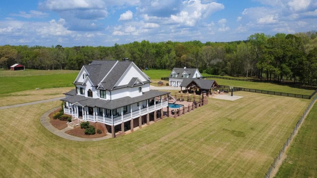 5 bedroom, 9 bathroom, 8,300 sq ft single family residence for sale at 3386 Chandler Road, Good Hope, GA 30641 — photo 2