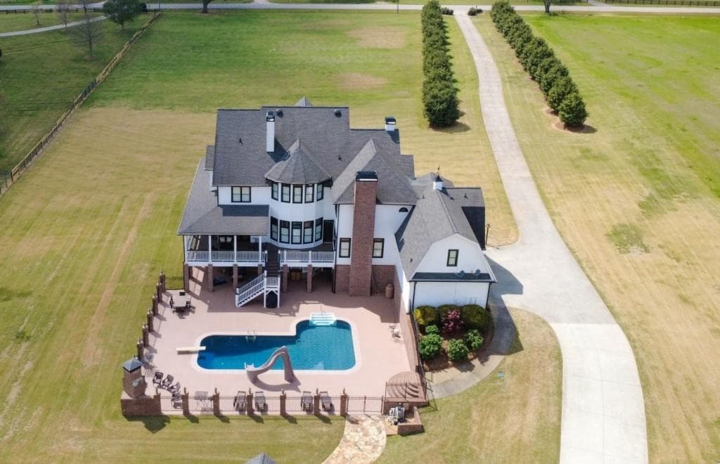 5 bedroom, 9 bathroom, 8,300 sq ft single family residence for sale at 3386 Chandler Road, Good Hope, GA 30641 — photo 6