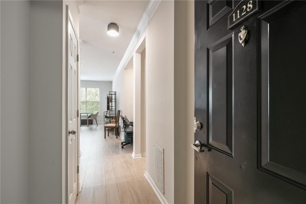 1 bedroom, 1 bathroom, 864 sq ft condominium for sale at 1128 Westchester Ridge, Brookhaven, GA 30319 — photo 5