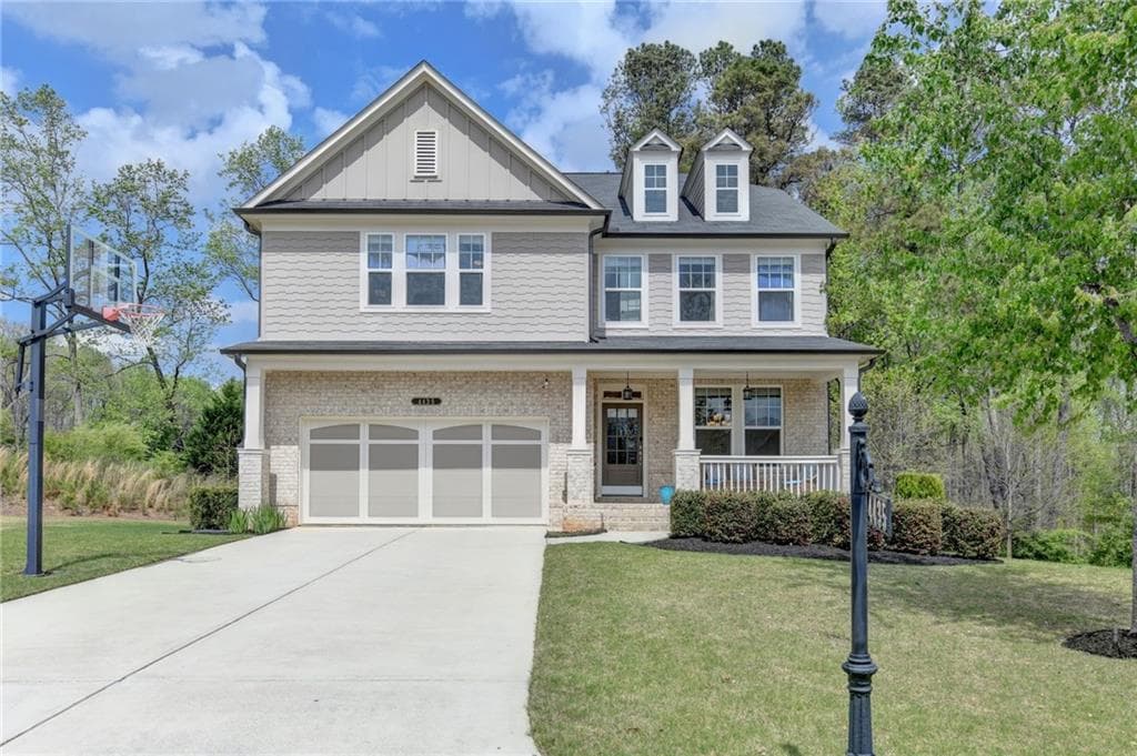 5 bedroom, 4 bathroom, 3,302 sq ft single family residence for sale at 4435 Hager Court, Cumming, GA 30040 — photo 4