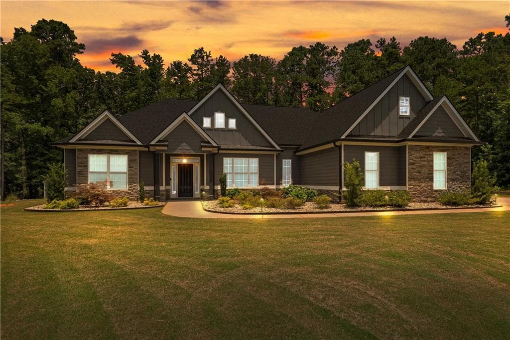 4 bedroom, 4 bathroom, 3,534 sq ft single family residence for sale at 27 Dorian Court, Newnan, GA 30265 — photo 1 of 66