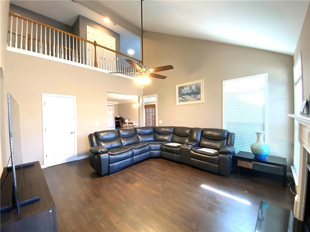 3 bedroom, 3 bathroom, 1,986 sq ft townhouse for sale at 2675 Sardis Chase Court, Buford, GA 30519 — photo 6