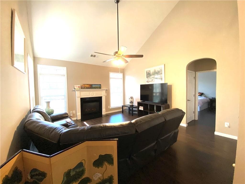 3 bedroom, 3 bathroom, 1,986 sq ft townhouse for sale at 2675 Sardis Chase Court, Buford, GA 30519 — photo 7