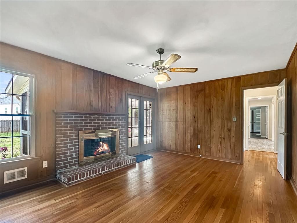 5 bedroom, 4 bathroom, 2,672 sq ft single family residence under contract at 2484 POWERS FERRY Drive, Marietta, GA 30067 — photo 4