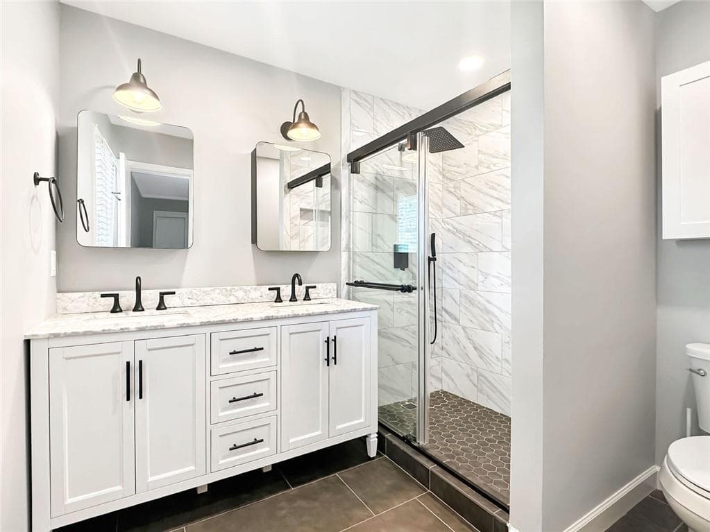 5 bedroom, 4 bathroom, 2,672 sq ft single family residence under contract at 2484 POWERS FERRY Drive, Marietta, GA 30067 — photo 5