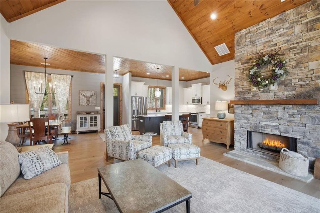 3 bedroom, 4 bathroom, 3,362 sq ft single family residence for sale at 821 Echo Road, Morganton, GA 30560 — photo 8