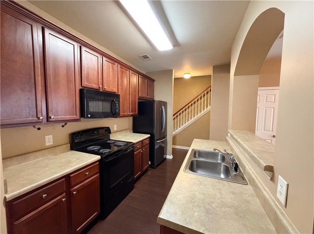 3 bedroom, 3 bathroom, 1,760 sq ft townhouse for sale at 1205 Mistyhaynes Way, Grayson, GA 30017 — photo 2