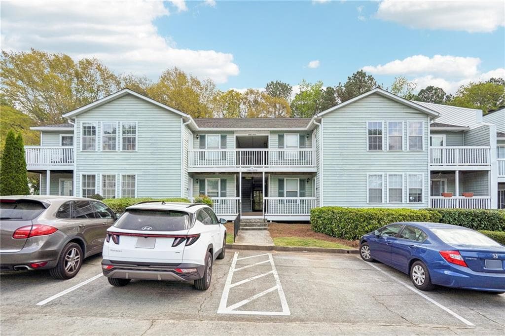 2 bedroom, 2 bathroom, 1,150 sq ft condominium for sale at 2071 Brian Way, Decatur, GA 30033 — photo 6