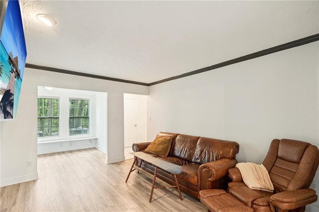 2 bedroom, 2 bathroom, 1,150 sq ft condominium for sale at 2071 Brian Way, Decatur, GA 30033 — photo 7