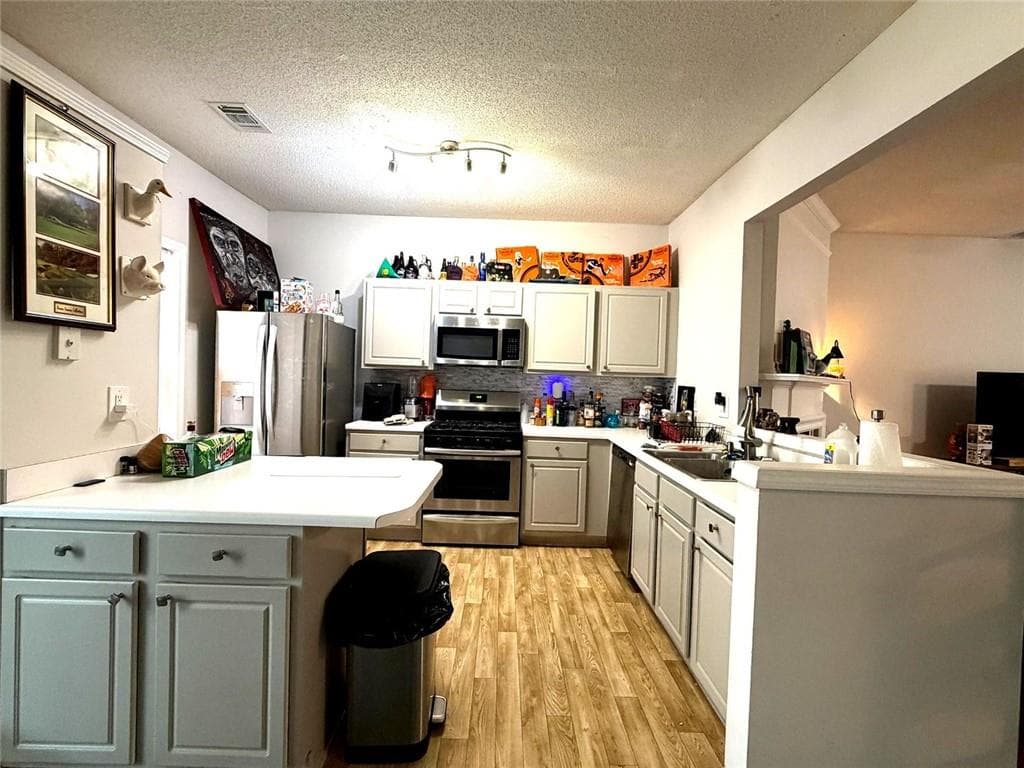 2 bedroom, 3 bathroom, 1,218 sq ft townhouse under contract at 4645 Valais Court 41, Alpharetta, GA 30022 — photo 6