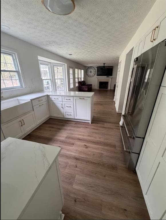 4 bedroom, 3 bathroom, 2,384 sq ft single family residence for sale at 3125 Abbotts Pointe Drive, Duluth, GA 30097 — photo 6