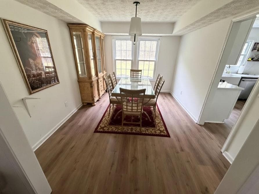 4 bedroom, 3 bathroom, 2,384 sq ft single family residence for sale at 3125 Abbotts Pointe Drive, Duluth, GA 30097 — photo 8