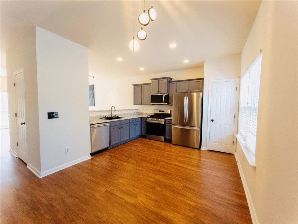 4 bedroom, 4 bathroom, 1,676 sq ft townhouse under contract at 3658 Utoy Drive, Atlanta, GA 30331 — photo 10