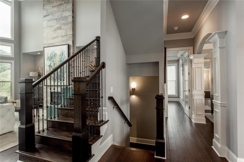 6 bedroom, 7 bathroom, 7,832 sq ft single family residence for sale at 1800 Dearborne Lane, Alpharetta, GA 30009 — photo 5