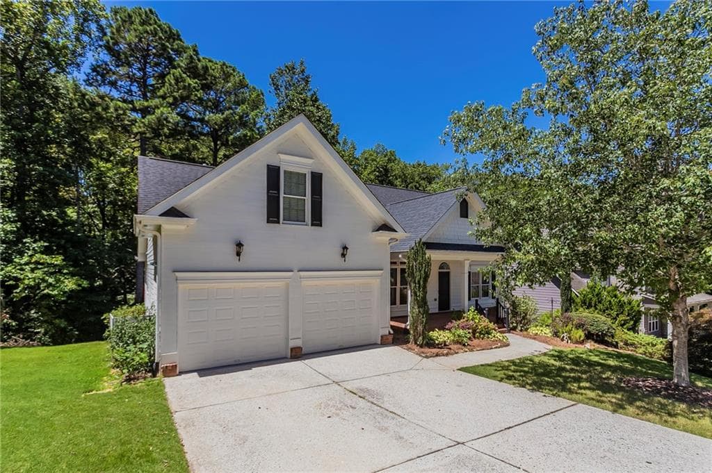 4 bedroom, 3 bathroom, 2,424 sq ft single family residence sold at 1255 Chippewa Oak Drive, Dacula, GA 30019