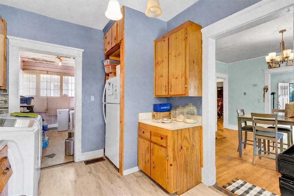 3 bedroom, 2 bathroom, 1,770 sq ft single family residence under contract at 943 Washington Place, Atlanta, GA 30314 — photo 10
