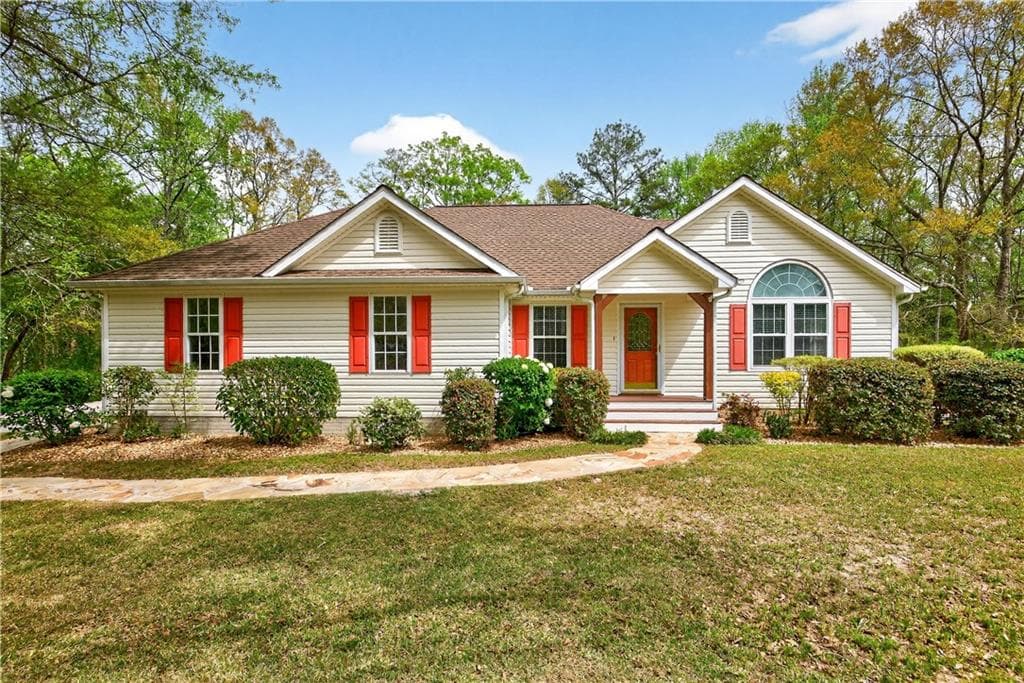 185 Lowell Drive, Sharpsburg, GA 30277 — most recent listing photo