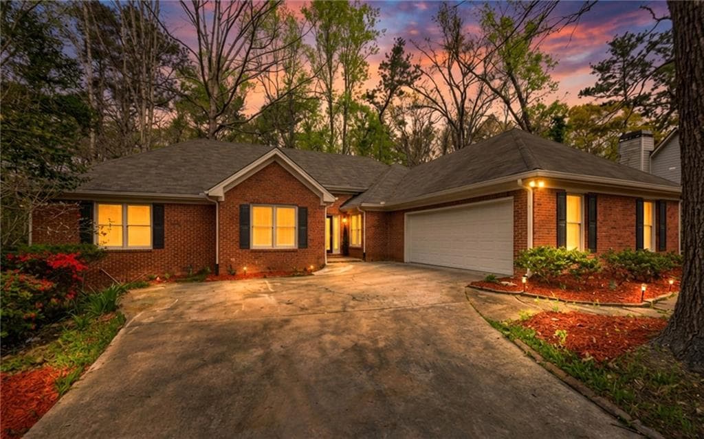4 bedroom, 4 bathroom, 3,468 sq ft single family residence sold at 601 Cobblestone Lane, Stone Mountain, GA 30087