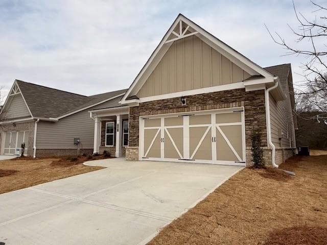 3 bedroom, 2 bathroom, 1,977 sq ft single family residence under contract at 2484 Anhinga Drive, Loganville, GA 30052 — photo 2