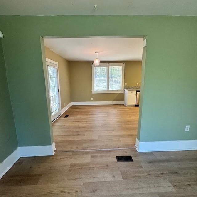 2 bedroom, 2 bathroom, 1,022 sq ft single family residence for rent at 2344 SE Ripplewater Drive, Atlanta, GA 30316 for $2,250 a month — photo 6