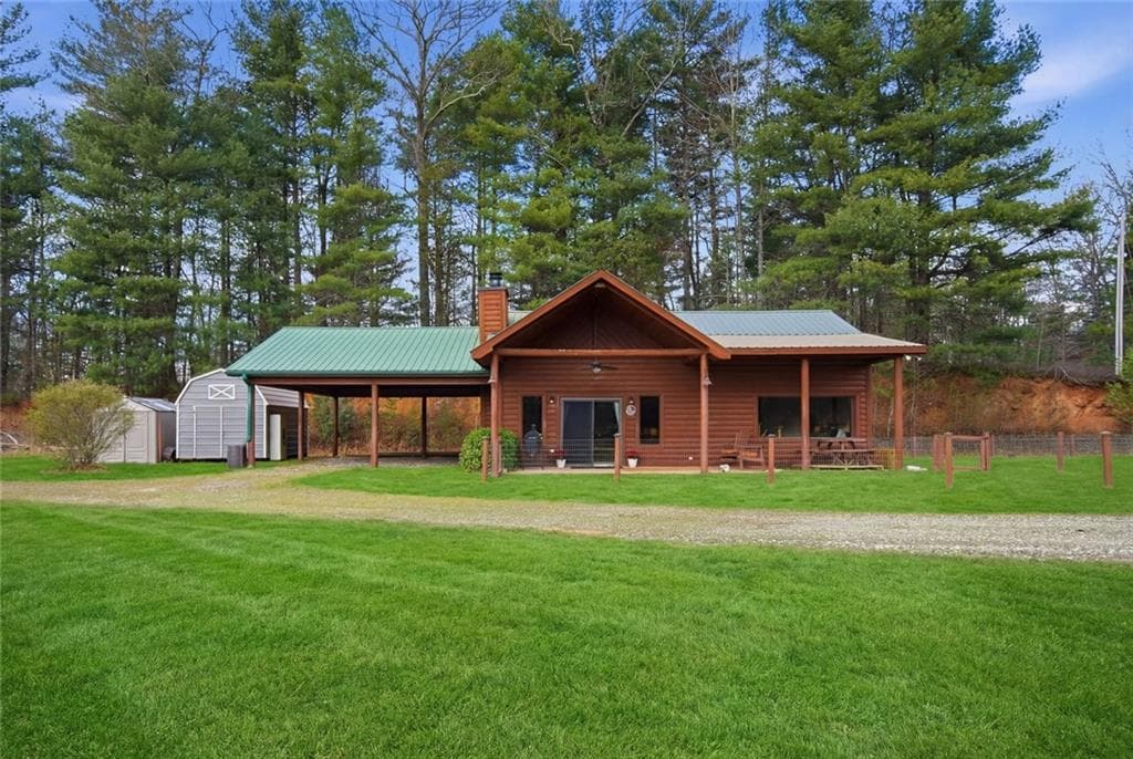 2 bedroom, 1 bathroom, 1,080 sq ft single family residence under contract at 12877 Appalachian, Morganton, GA 30560 — photo 7