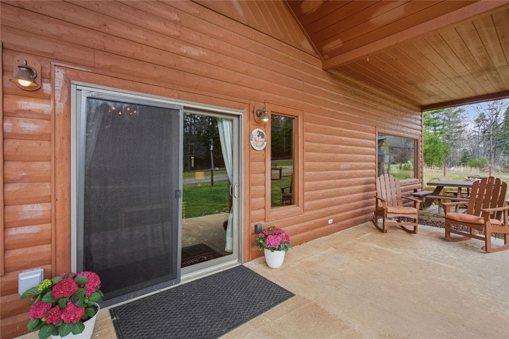 2 bedroom, 1 bathroom, 1,080 sq ft single family residence under contract at 12877 Appalachian, Morganton, GA 30560 — photo 9