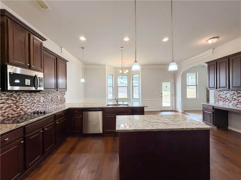 5 bedroom, 4 bathroom, 4,376 sq ft single family residence for sale at 1549 Harlequin Way, Stockbridge, GA 30281 — photo 10