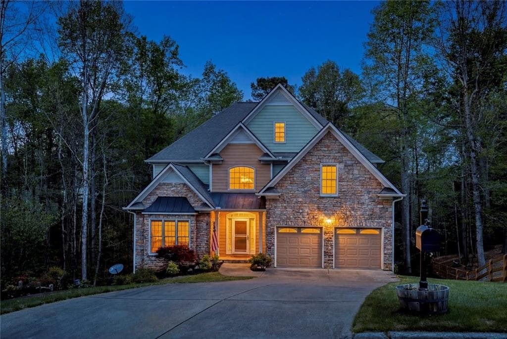 102 Valley Circle, Woodstock, GA 30189 — most recent listing photo