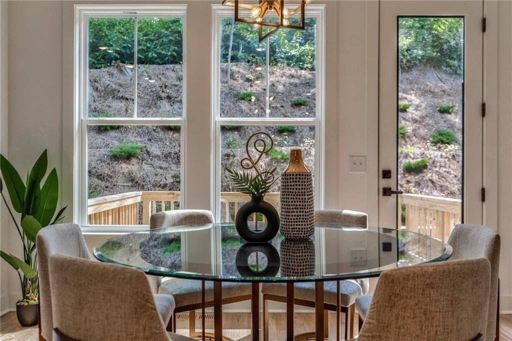 3 bedroom, 4 bathroom, 2,700 sq ft townhouse for sale at 237 West Marietta Street, Canton, GA 30114 — photo 10