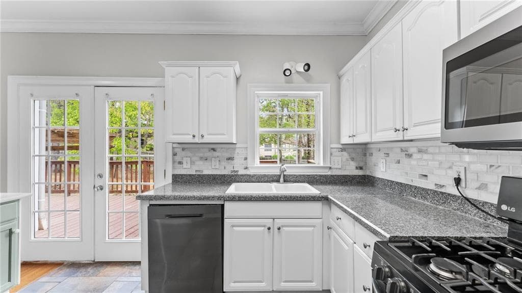 5 bedroom, 5 bathroom, 2,603 sq ft single family residence for sale at 24 Saddlebrook Drive, Rome, GA 30161 — photo 8